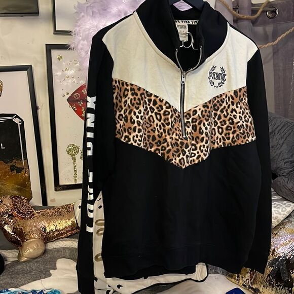 Rare quarter 1/4 zip pullover sweatshirt VS pink leopard/cheetah black white - Picture 1 of 8